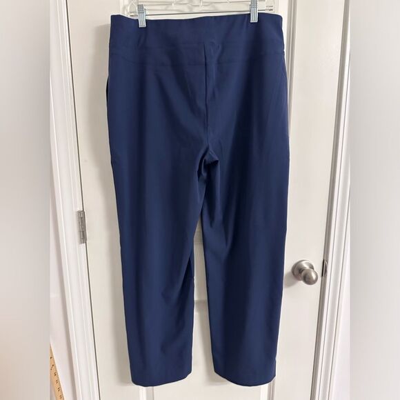 Chico’s Weekends Bliss Fleece Straight-Leg Pants Size 2 US L Color Midnight - Picture 2 of 10
